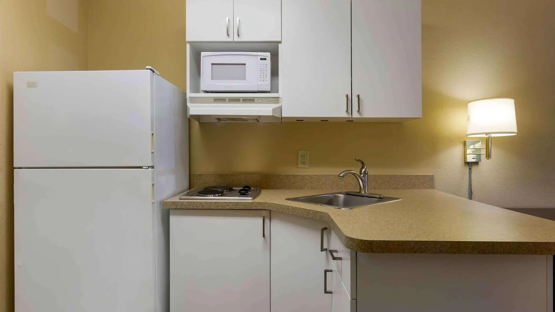 Extended Stay America Select Suites - Phoenix - Scottsdale - North 2*,  United States