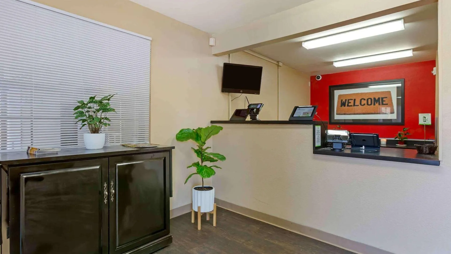 Extended Stay America Select Suites - Phoenix - Scottsdale - North
